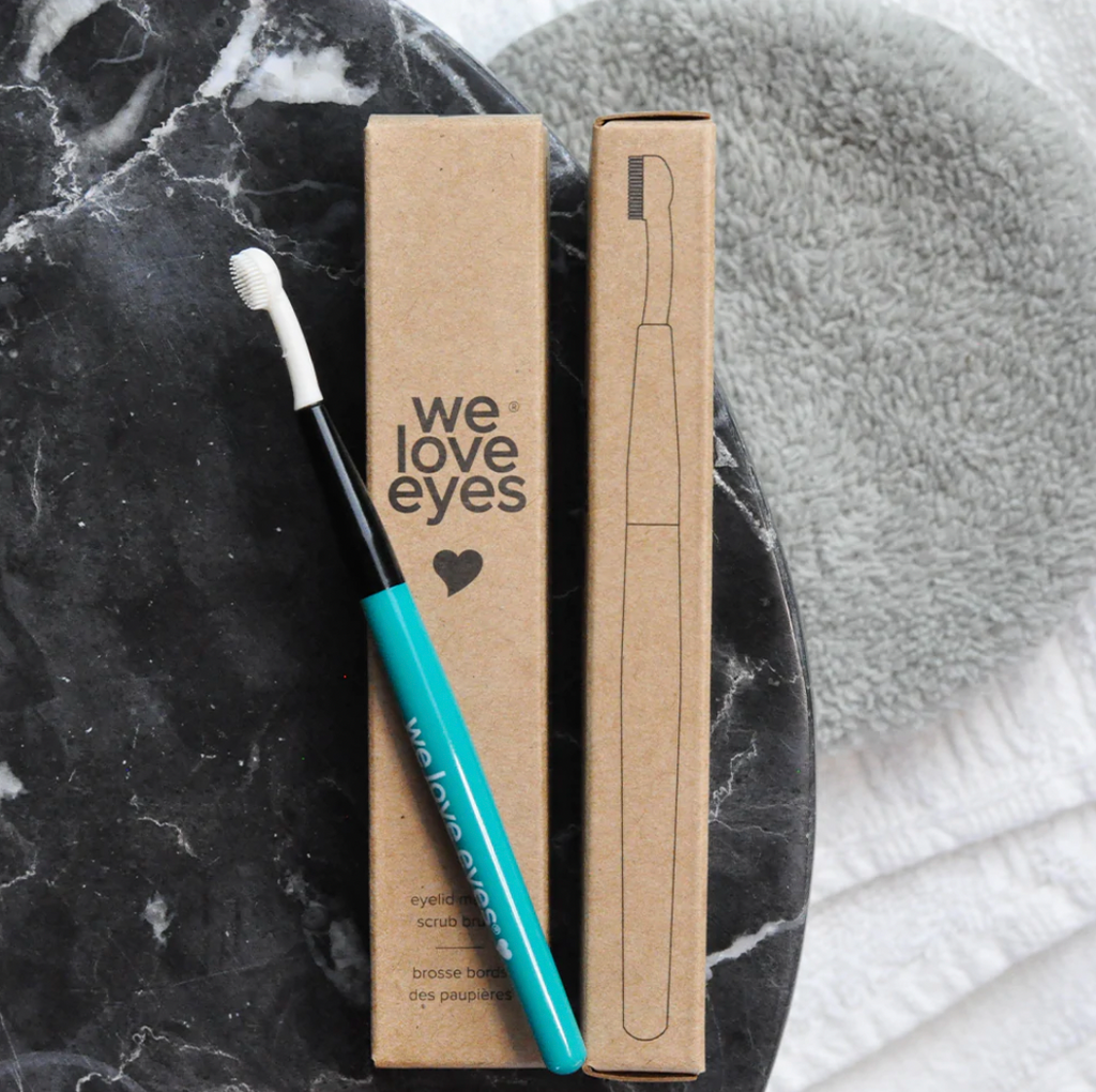 WE LOVE EYES Eyelid Margin Scrub Brush WE LOVE EYES Eyelid Margin Scrub Brush - 